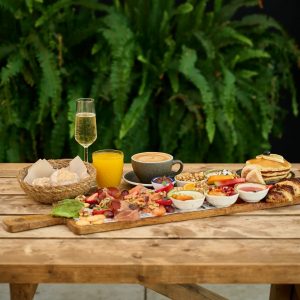 Wanderlust Brunch in Albir