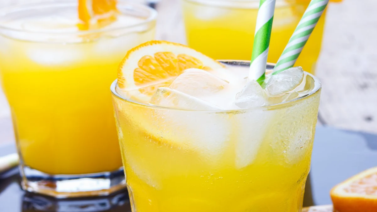 Aqua de Valencia cocktail recipe