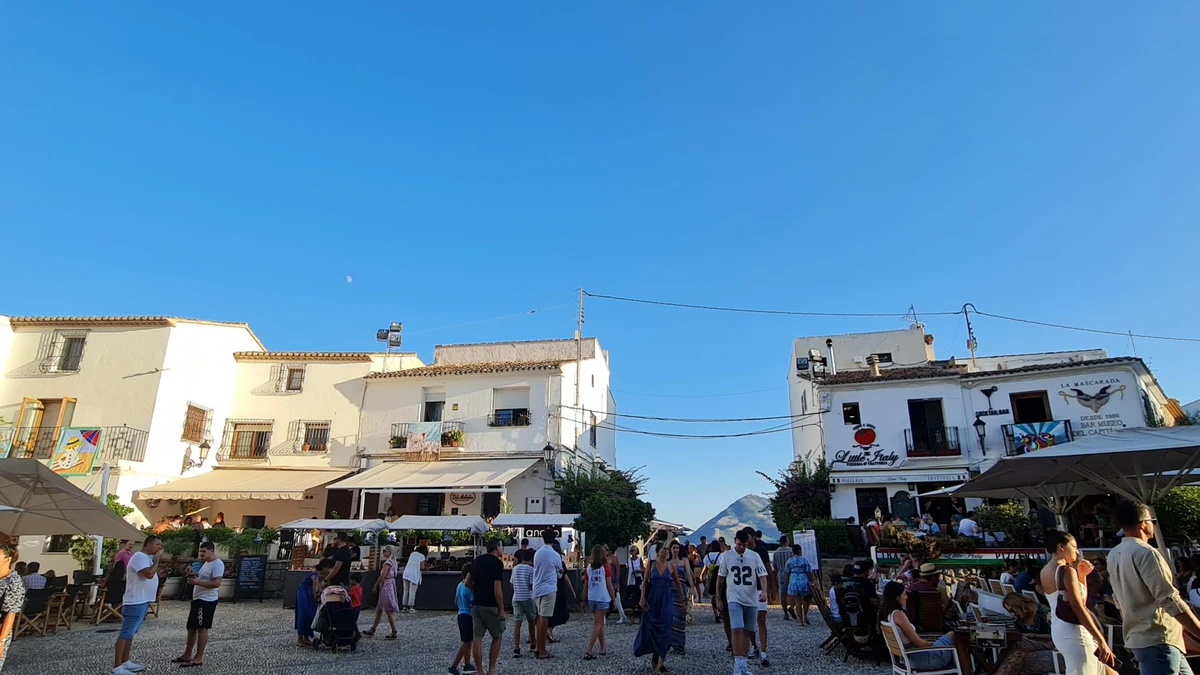 Costa Blanca, Altea church square