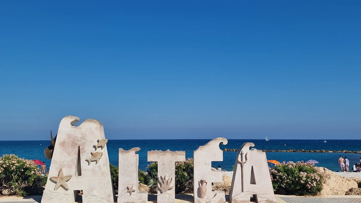 New beach promenade in Altea