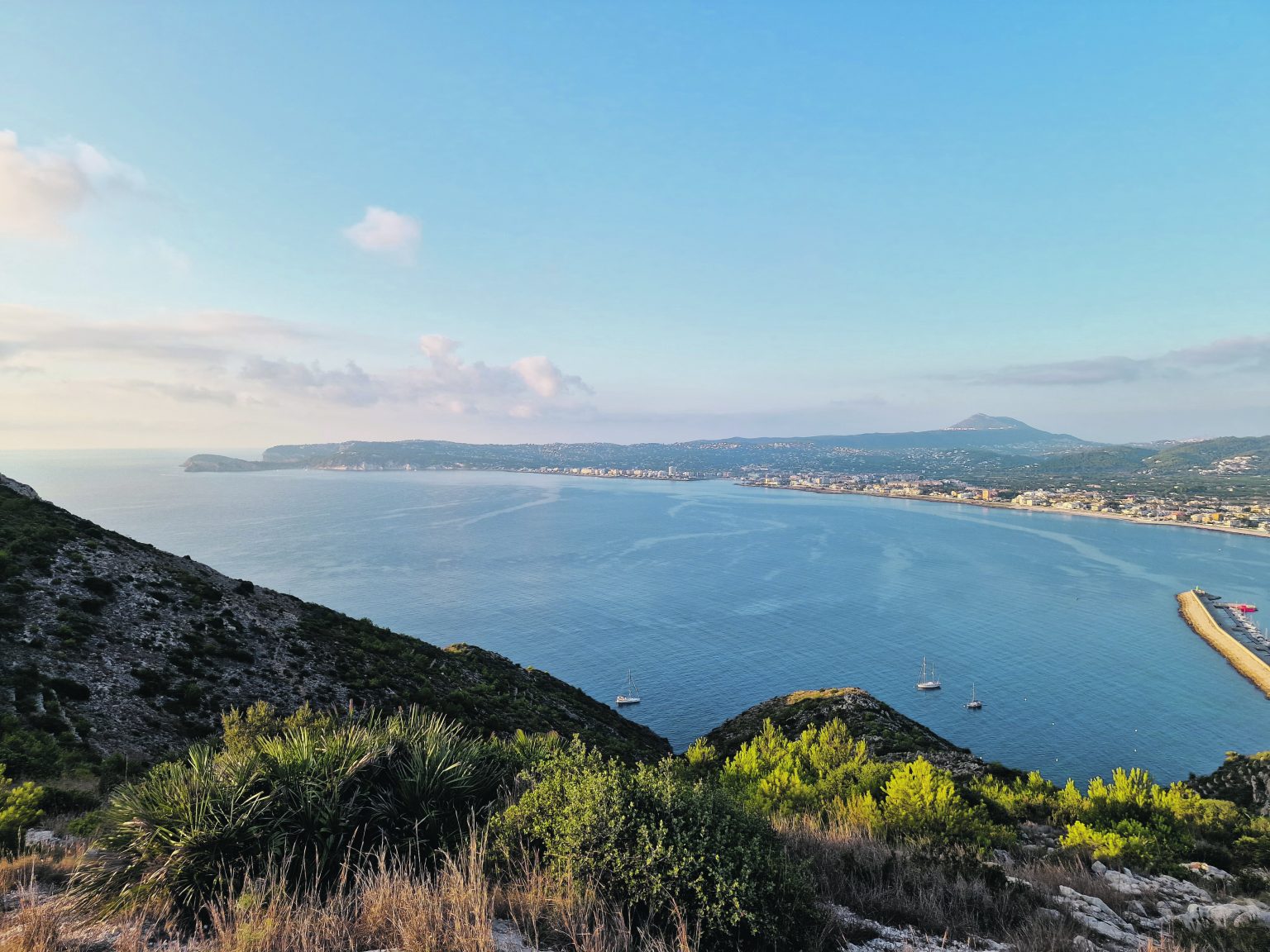 Wandern an der Costa Blanca: Ein Paradies für Natur- und Kulturbegeisterte