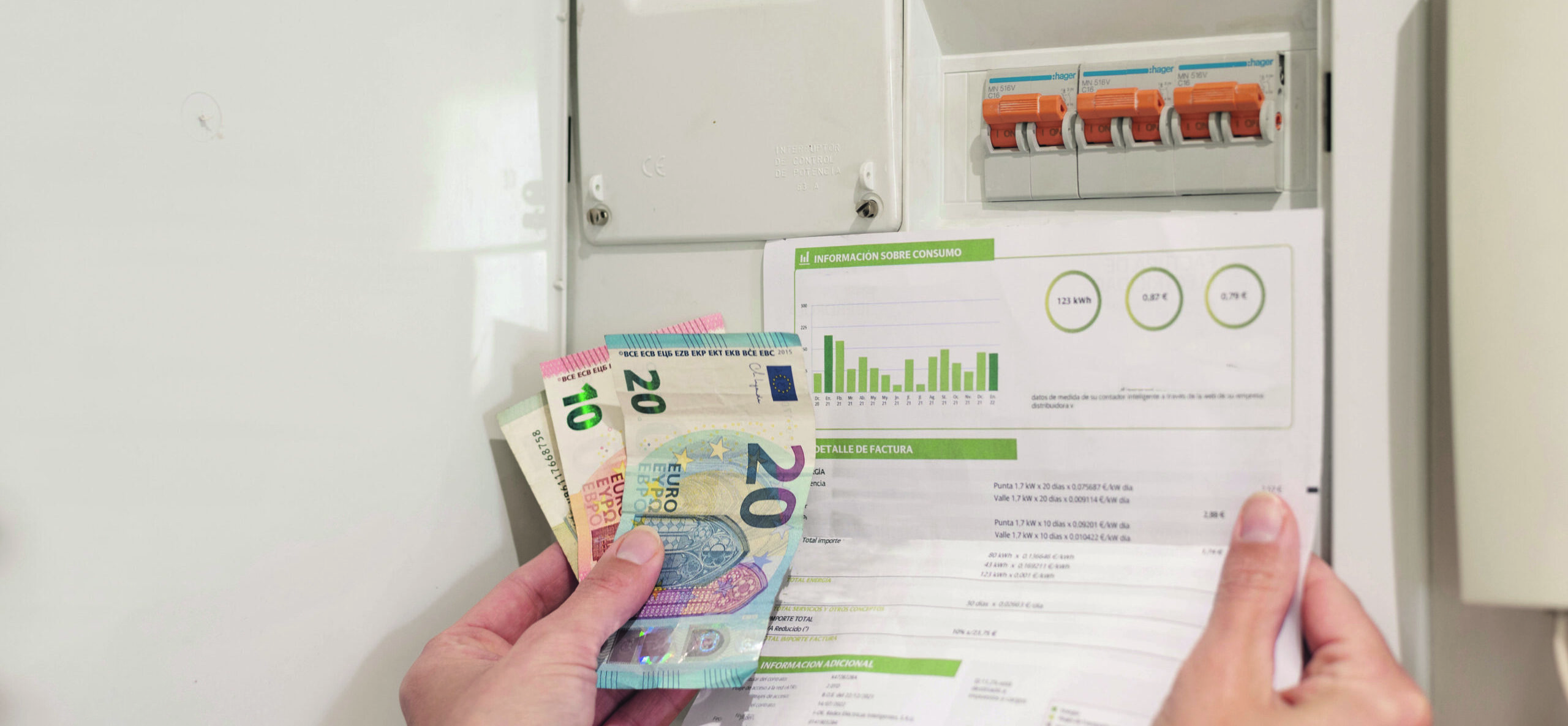 Electricity prices on the Costa Blanca: higher costs, smart saving tips