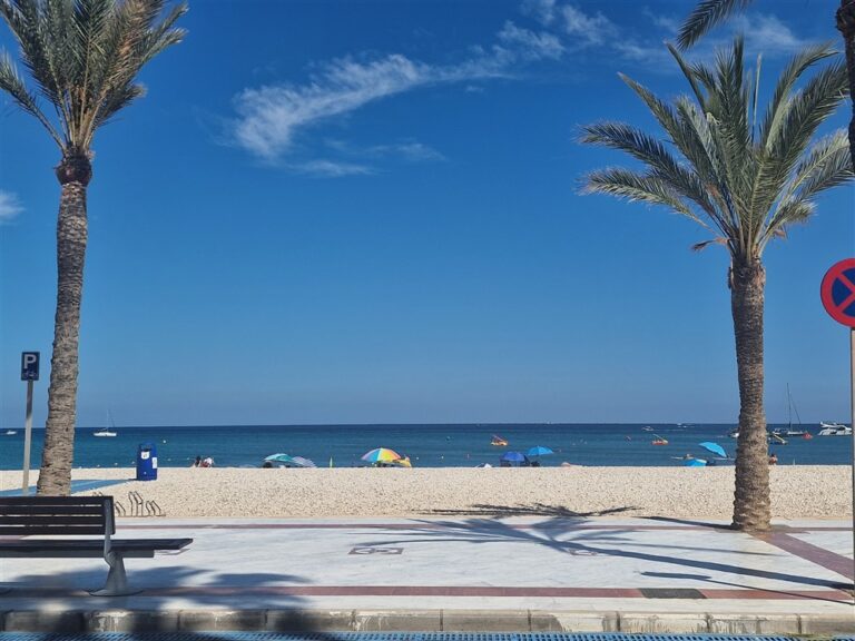 Albir Strand