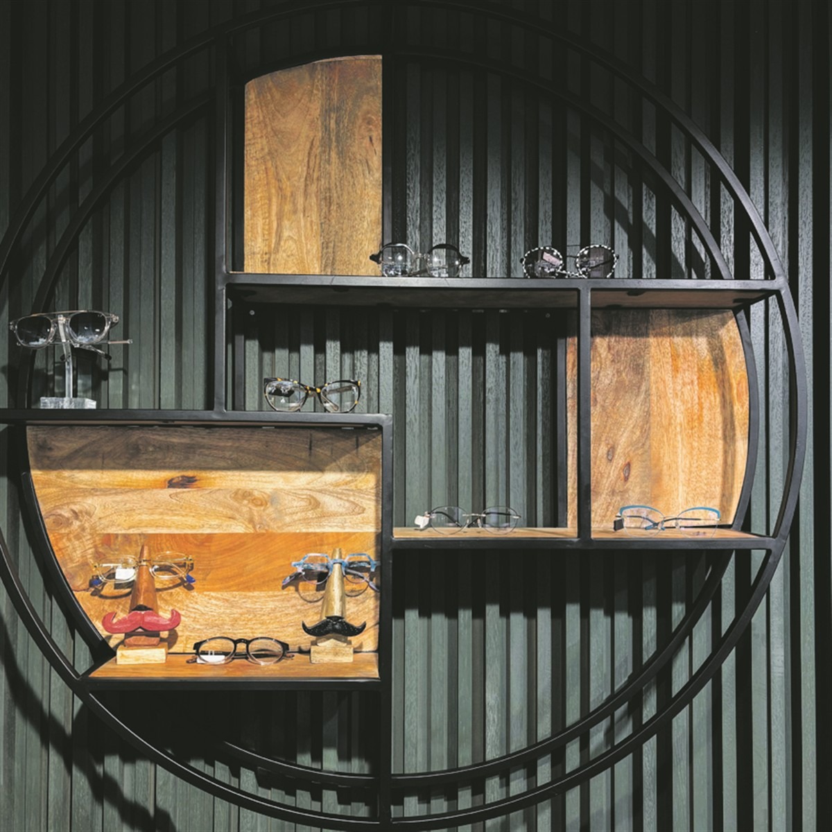 Oliver's Optician Albir 8