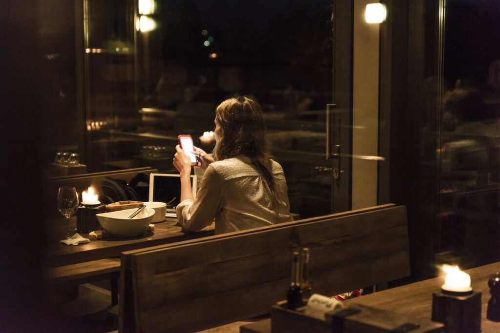 Digital detox – why less screen time is really good for us