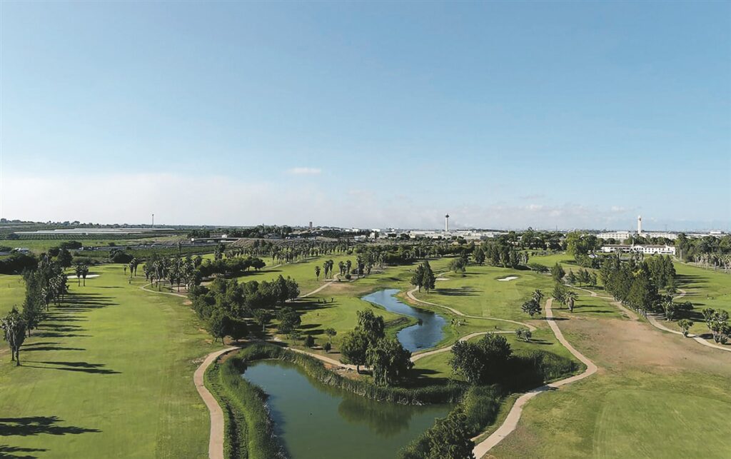 Foressos Golf Club Valencia – 18-hole design by José Gancedo with Europe's largest triple green