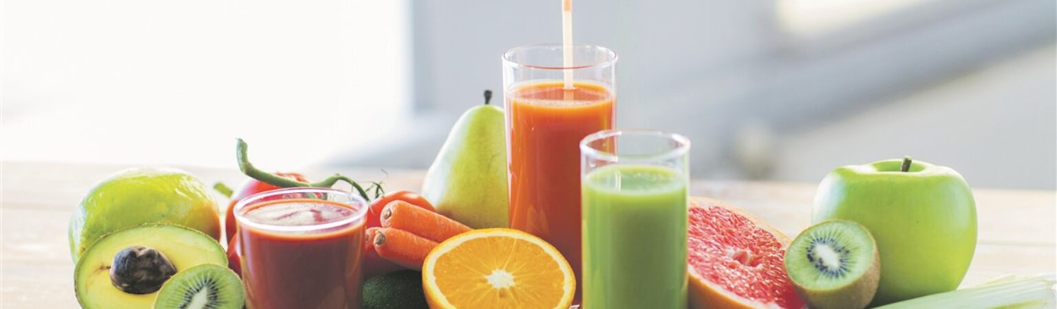 Sapkuur: een frisse start in een glas of een voedingsstoffenval? Sapkuur: een nieuwe start in een glas of een voedingsval?