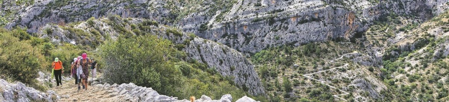 Wandern – Von Schluchten und Küstenwegen